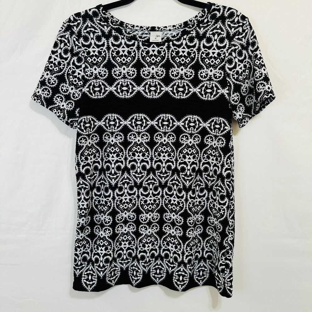 East 5th Women's Stretchy Black/White Textured Top with Soutache Design Size S